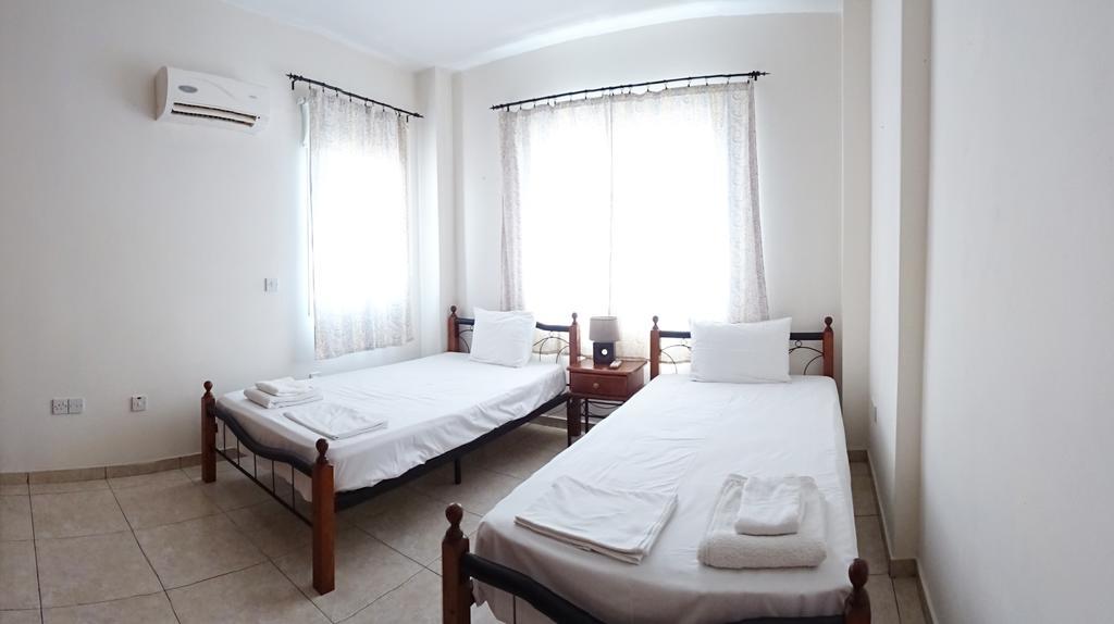 Melpo Court Daire Geroskipou Dış mekan fotoğraf