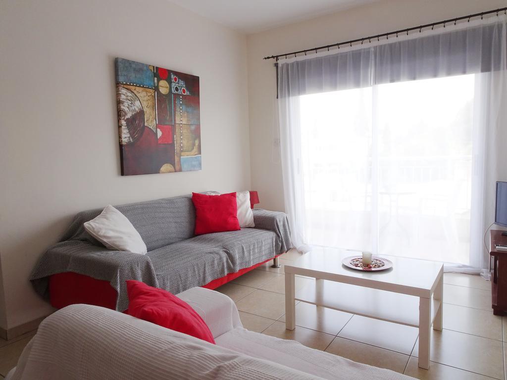 Melpo Court Daire Geroskipou Dış mekan fotoğraf